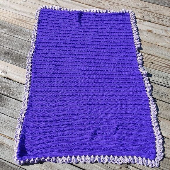 Hand Crochet Purple Lavender Lace Like Crochet Tri - Picture 5 of 8